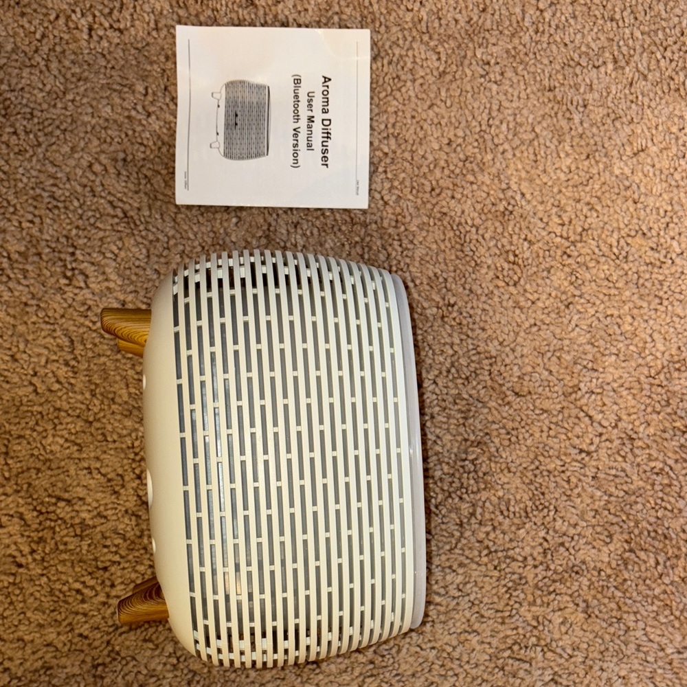 Elegant White Aroma Diffuser